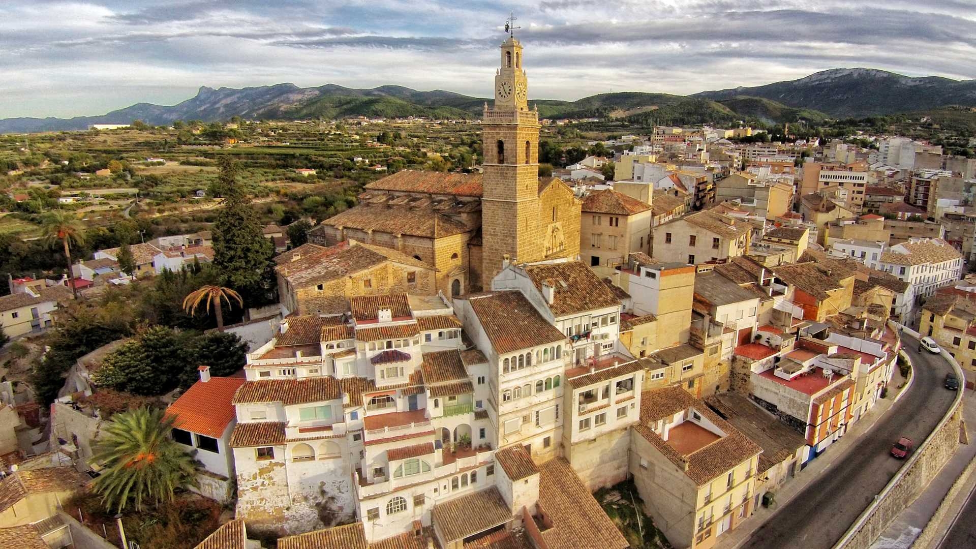 Albaida  quiere ser el pueblo más brillante de España