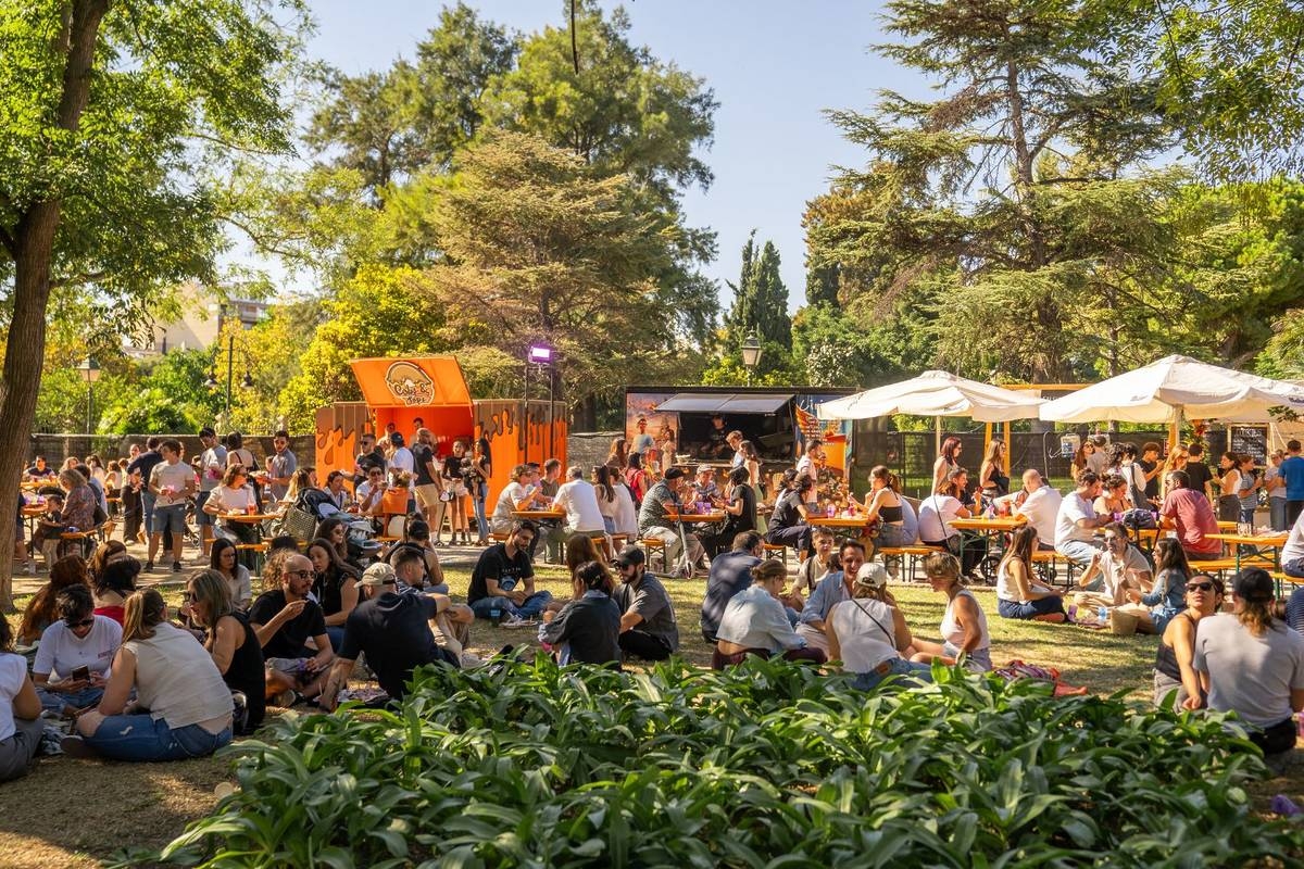 Vuelve el festival de patatas bravas más picante a La Marina de Valencia: tres días de degustación gratuita con diez restaurantes
