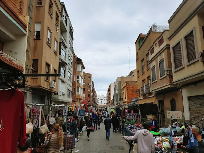Benimarket vuelve a Benimaclet🎨📚🎶🛍️