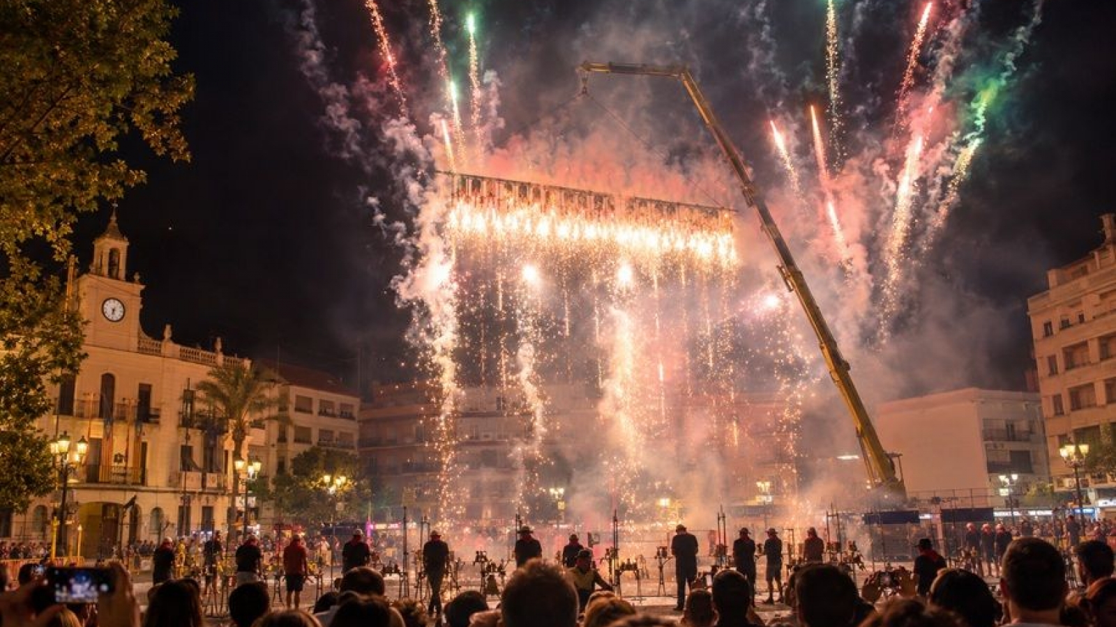Mislata retumbará con una mascletà histórica💥🎆💣🔥