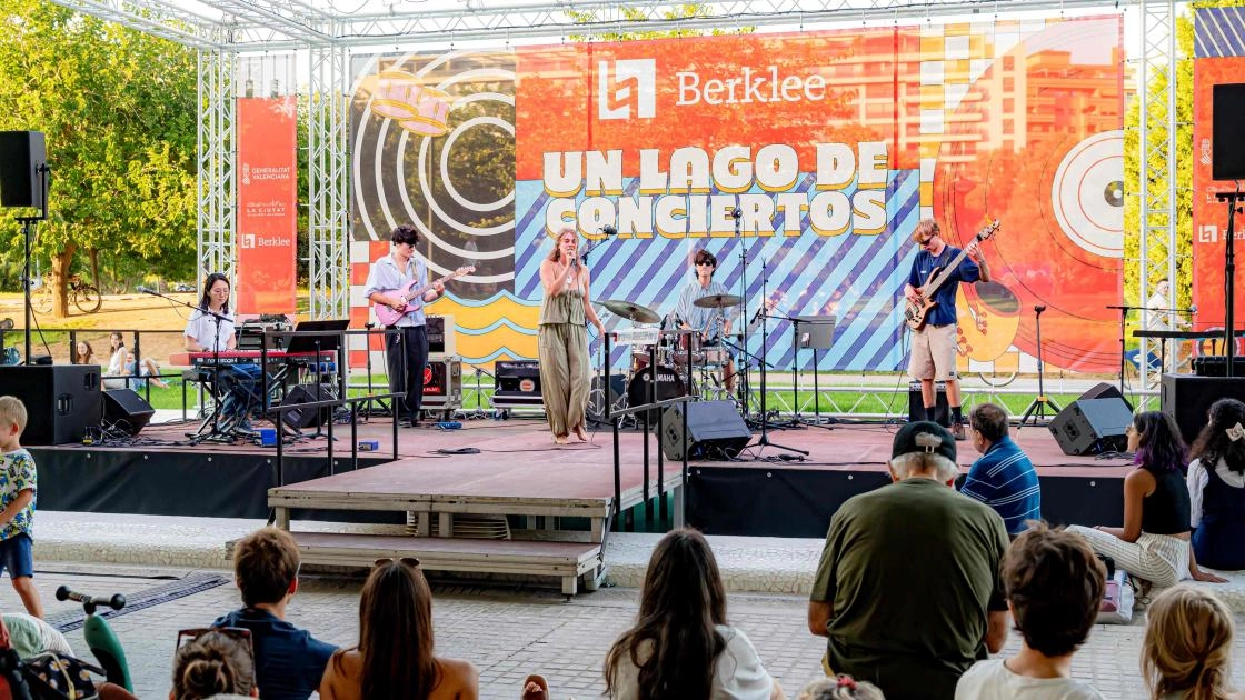 Un lago de conciertos