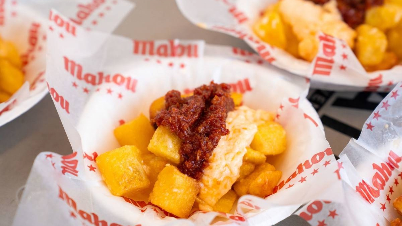 Vuelve el festival de patatas bravas más picante a La Marina de Valencia: tres días de degustación gratuita con diez restaurantes